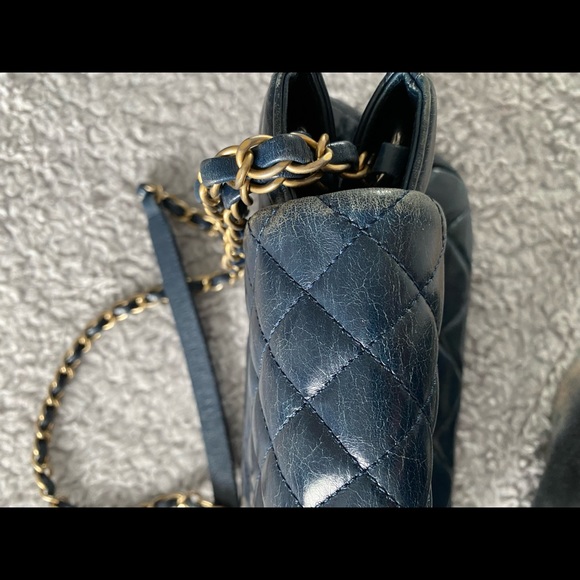 Chanel 15s accordion navy blue crinkled calfskin crossbody/shoulder flap bag - Picture 14 of 15